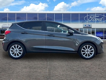 Used Ford Fiesta 2018 for sale - 78103012: Photo