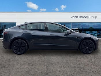 Used Tesla Model 3 2025 for sale - 79734883: Photo