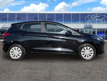 Used Ford Fiesta 2022 for sale - 77755632: Photo