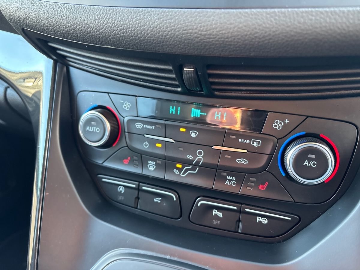 Used Ford Kuga 2017 for sale - 76691536: Photo 19