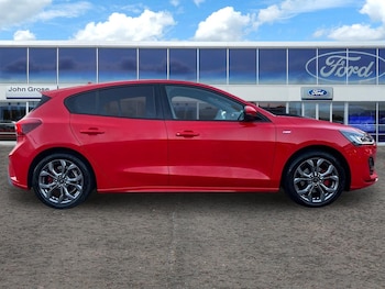 Used Ford Focus 2022 for sale - 77810263: Photo