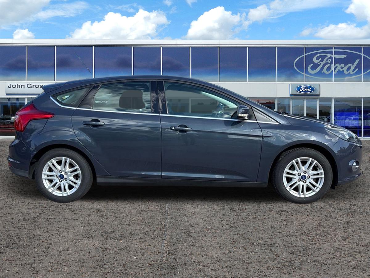 Used Ford Focus 2013 for sale - 76176332: Photo 2