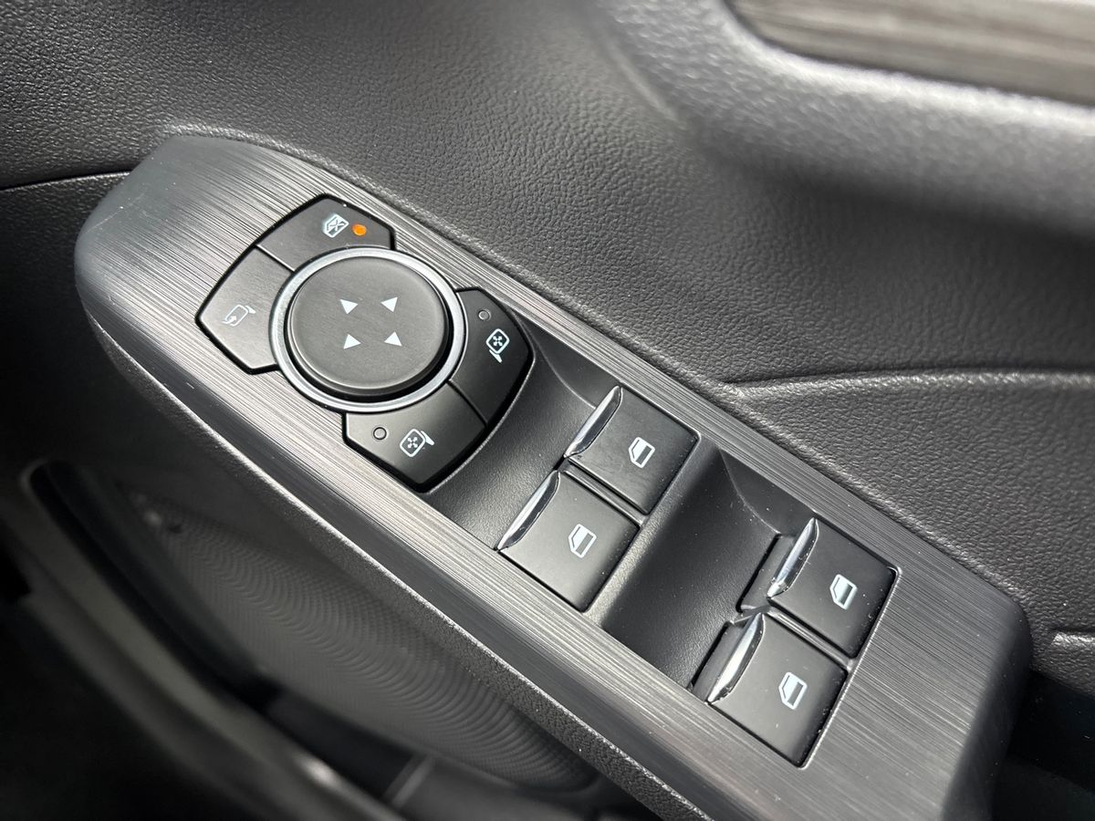 Used Ford Kuga 2025 for sale - 76888750: Photo 21