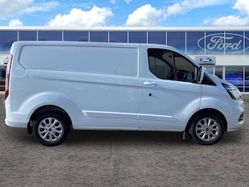 Used Ford Transit Custom 2023 for sale - 76168542: Photo