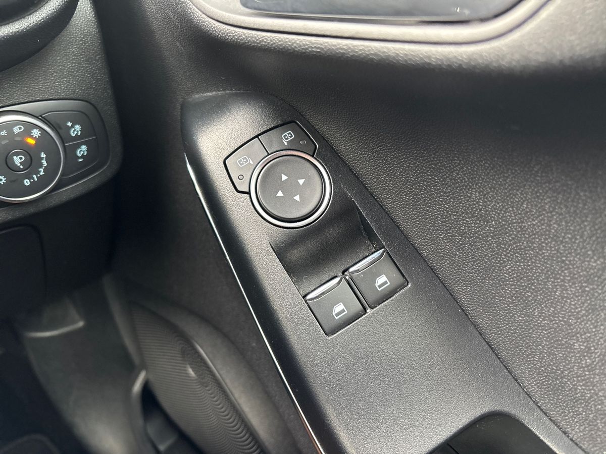 Used Ford Fiesta 2019 for sale - 76475136: Photo 21