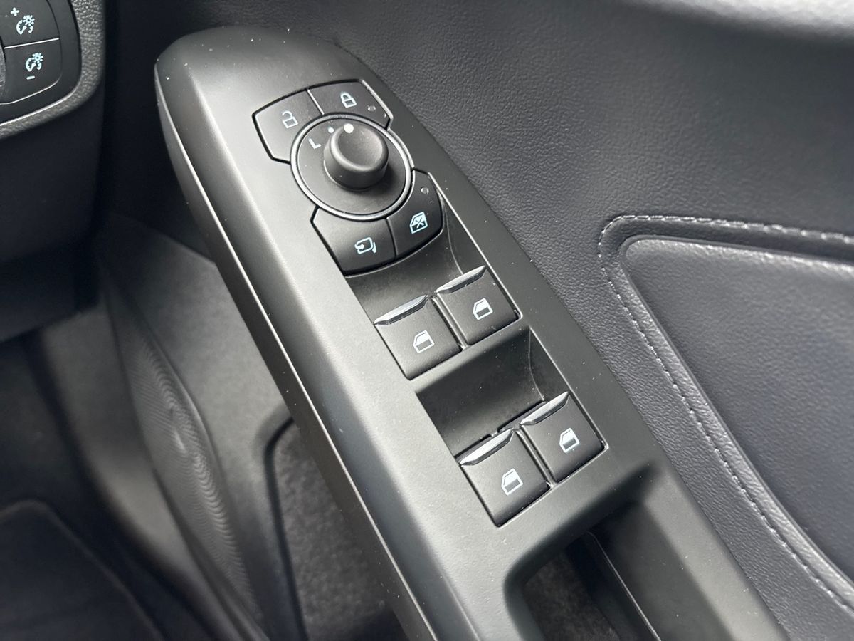 Used Ford Focus 2023 for sale - 76623584: Photo 21