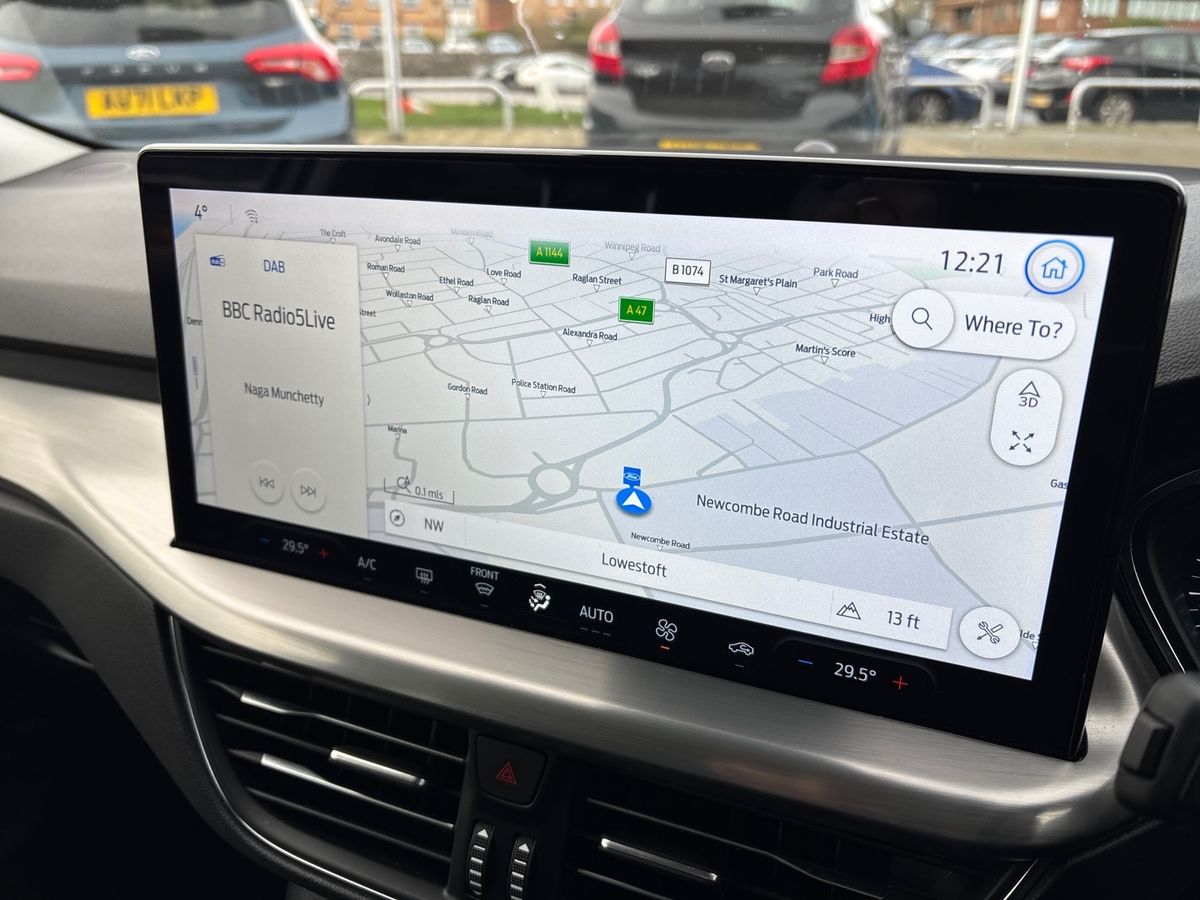 Used Ford Focus 2023 for sale - 76623584: Photo 23