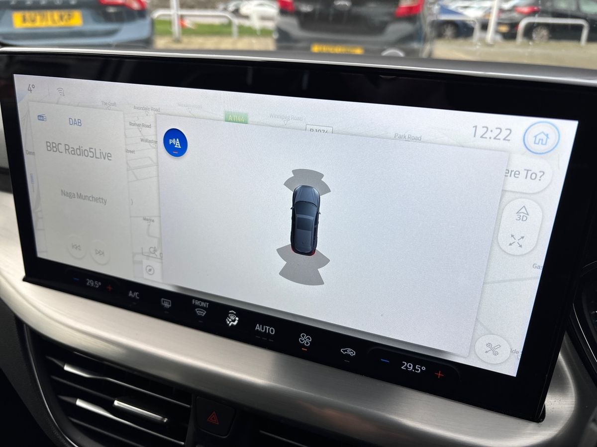 Used Ford Focus 2023 for sale - 76623584: Photo 25