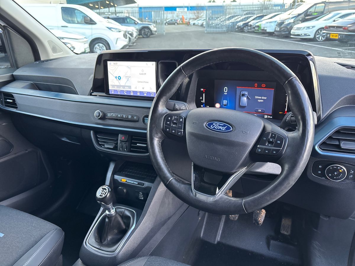 Used Ford Transit Courier 2024 for sale - 76872576: Photo 15