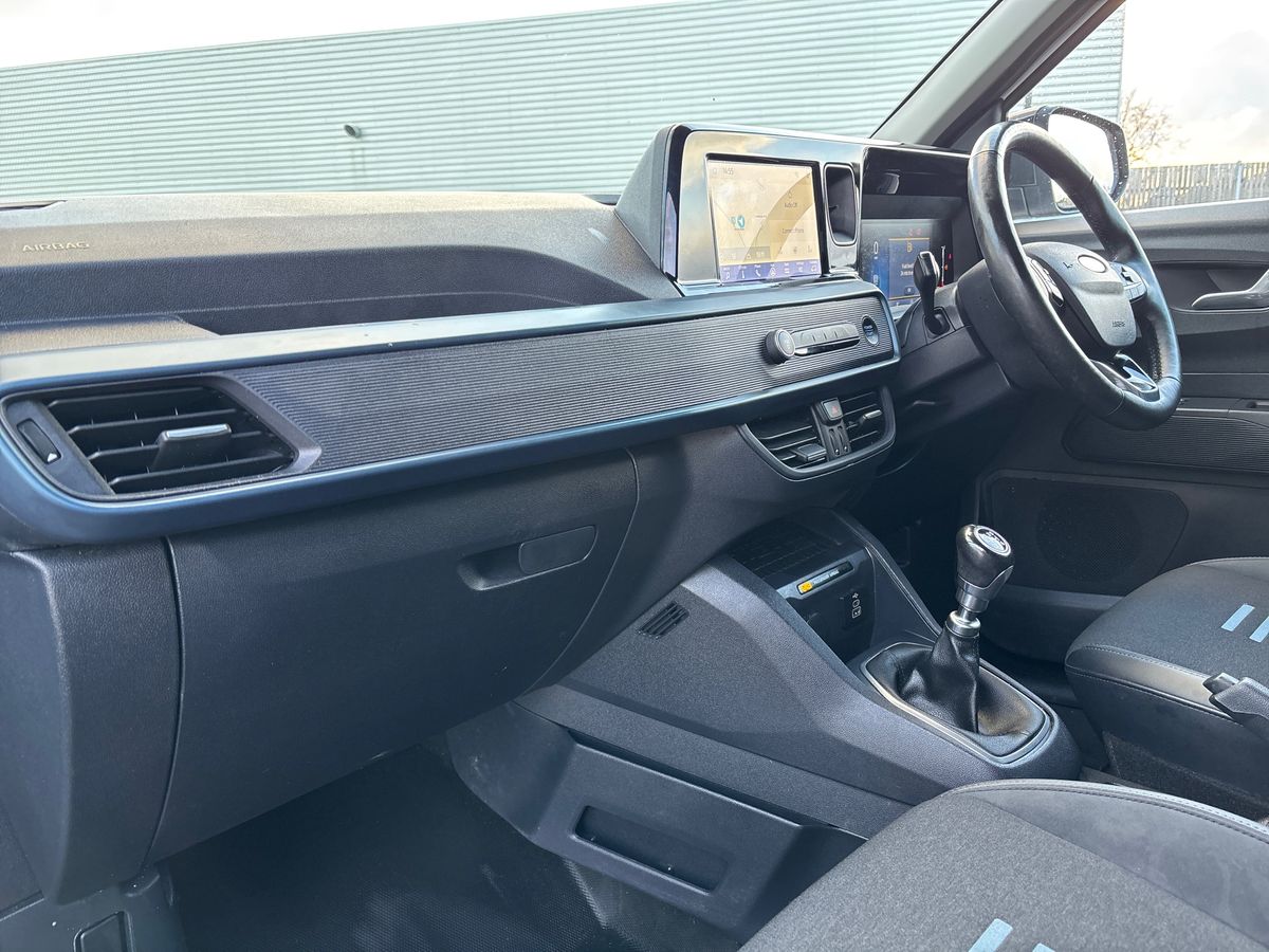 Used Ford Transit Courier 2024 for sale - 76872576: Photo 17