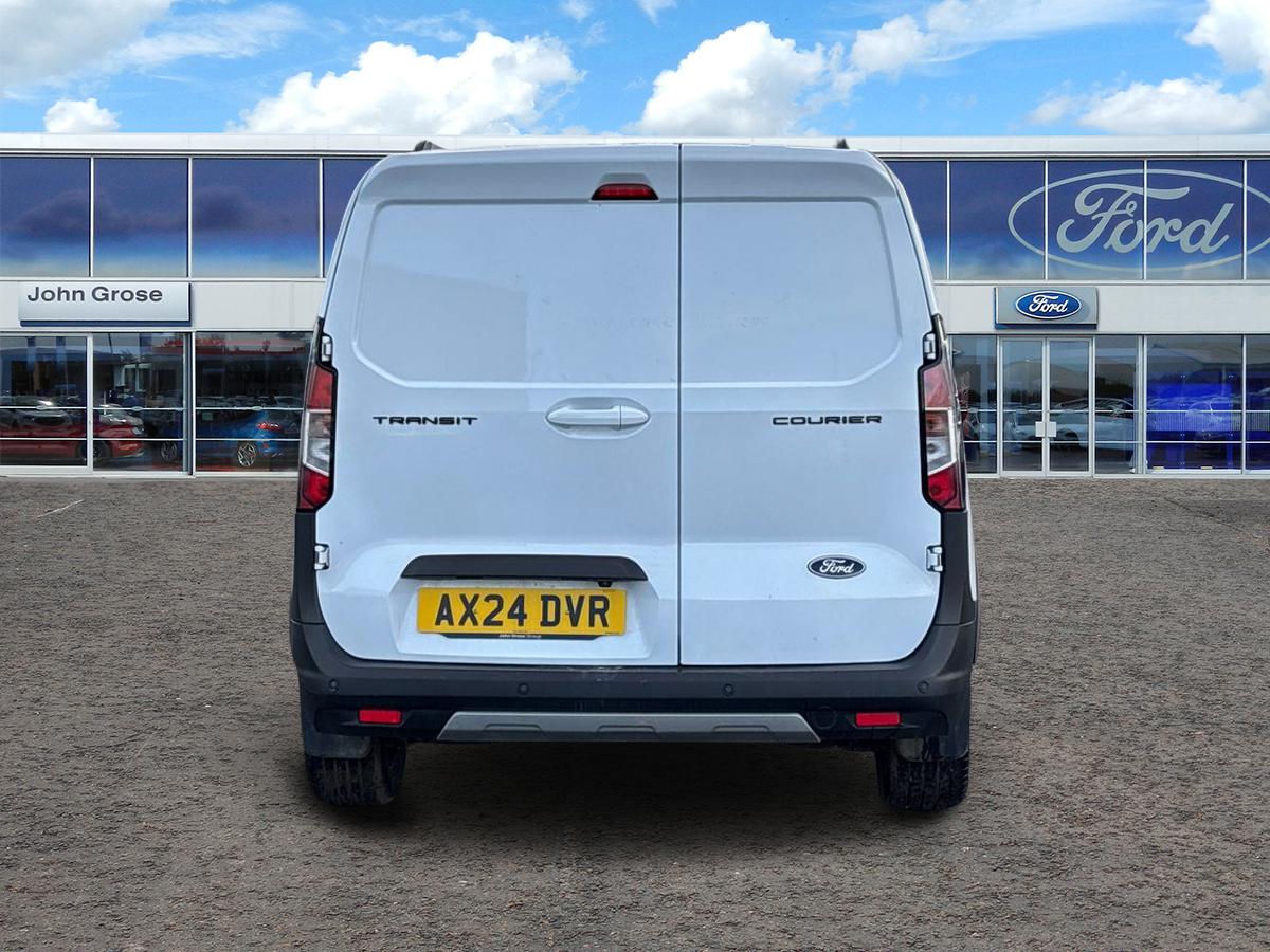 Used Ford Transit Courier 2024 for sale - 76872576: Photo 5