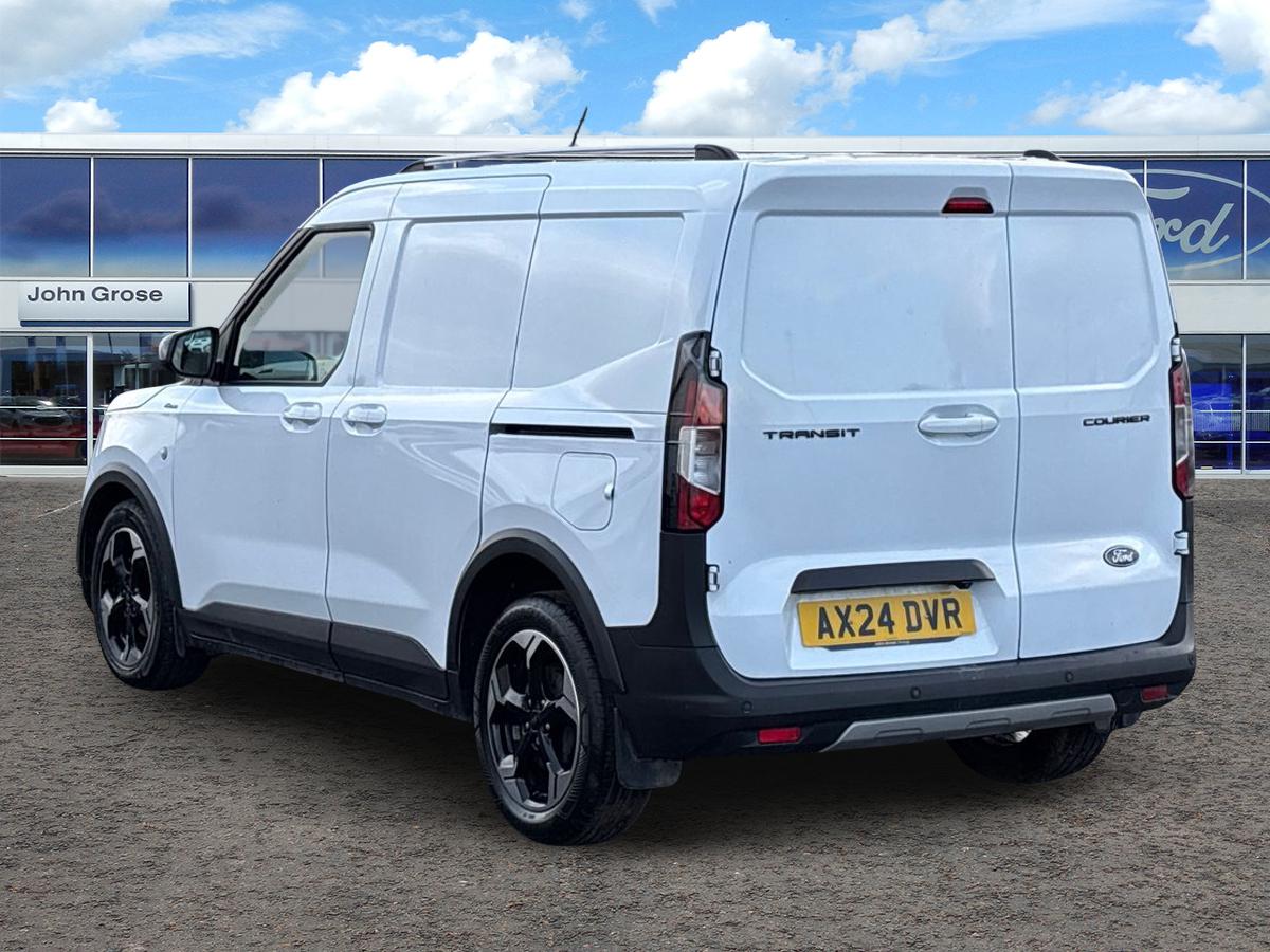 Used Ford Transit Courier 2024 for sale - 76872576: Photo 6