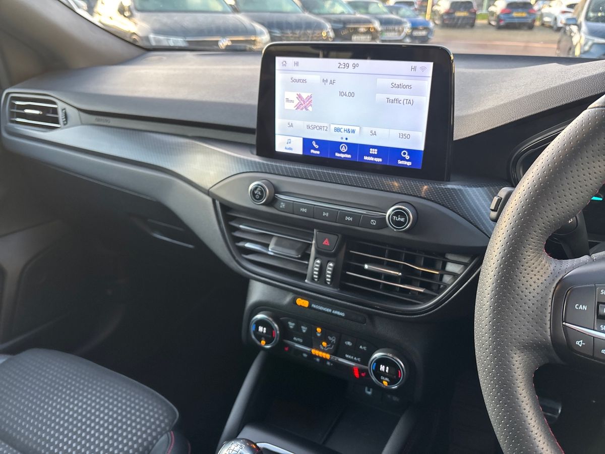 Used Ford Focus 2020 for sale - 76914968: Photo 18