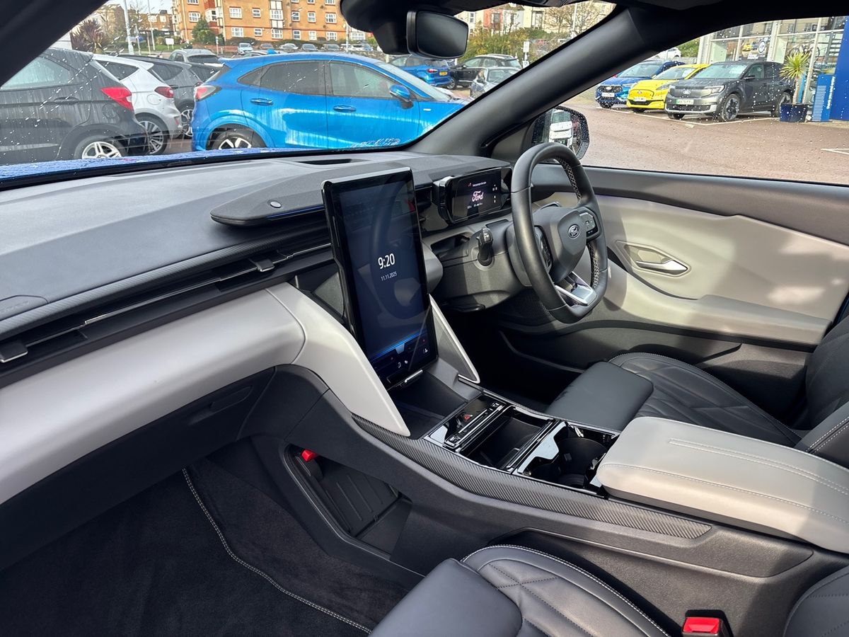 Used Ford Explorer 2024 for sale - 76487491: Photo 17