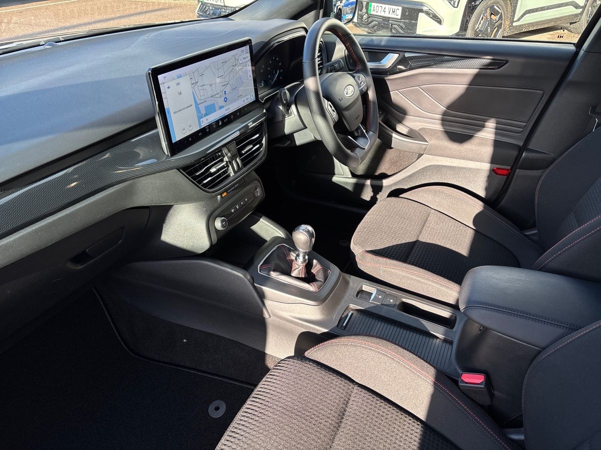 Used Ford Focus 2023 for sale - 76648018: Photo 17