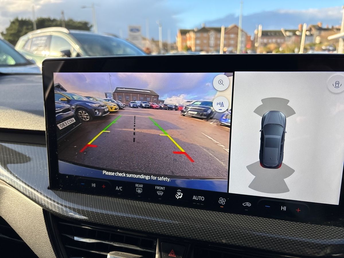 Used Ford Focus 2023 for sale - 76648018: Photo 25