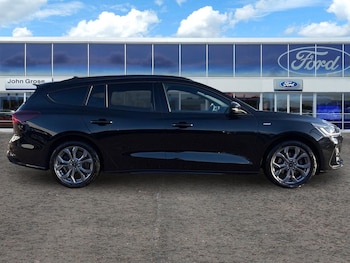 Used Ford Focus 2023 for sale - 76648018: Photo