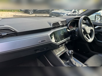Used Audi Q3 2022 for sale - 75288017: Photo