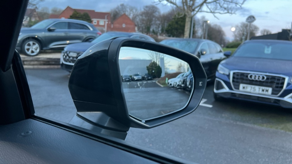 Used Audi Q2 2023 for sale - 76928028: Photo 32