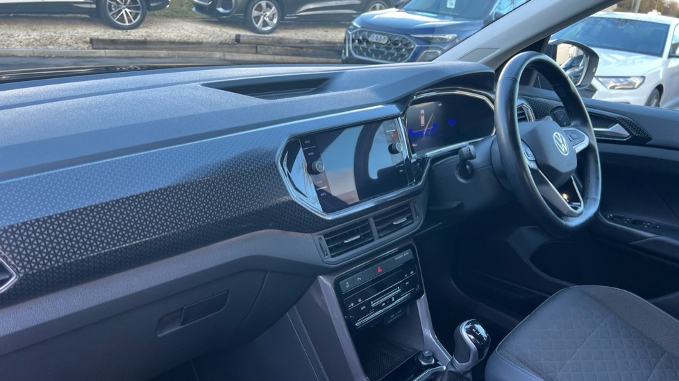 Used Volkswagen T-Cross 2023 for sale - 76519396: Photo 10