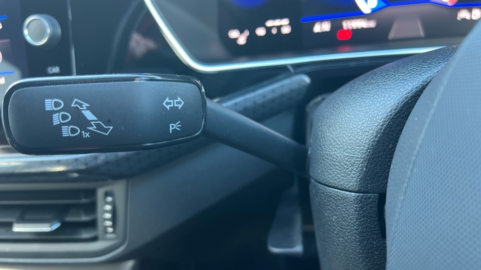 Used Volkswagen T-Cross 2023 for sale - 76519396: Photo 25