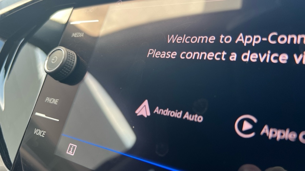 Used Volkswagen T-Cross 2023 for sale - 76519396: Photo 43