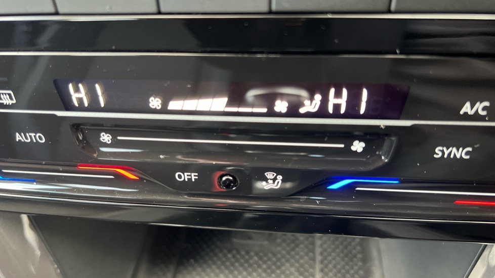 Used Volkswagen T-Cross 2023 for sale - 76519396: Photo 44