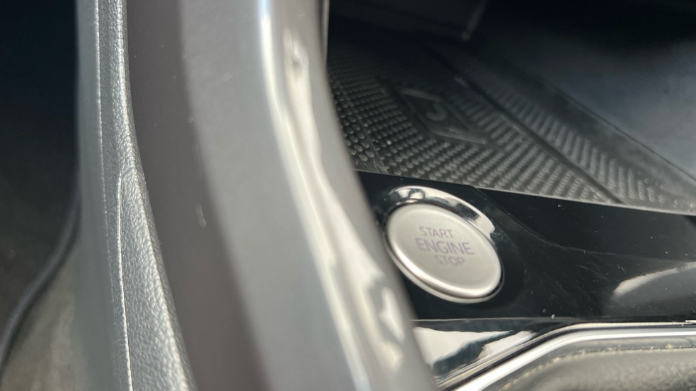 Used Volkswagen T-Cross 2023 for sale - 76519396: Photo 45