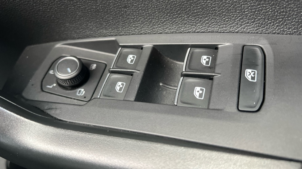 Used Volkswagen T-Cross 2023 for sale - 76519396: Photo 50