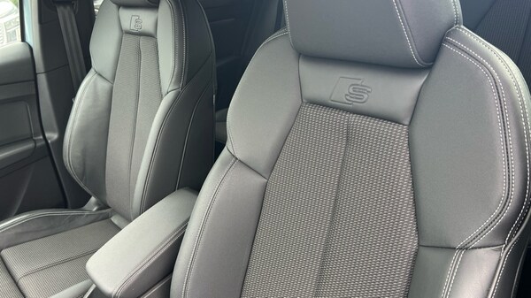 Used Audi Q4 e-tron 2023 for sale - 76092150: Photo 17