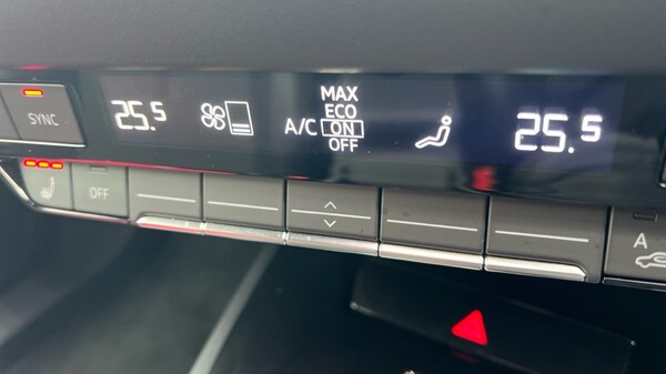 Used Audi Q4 e-tron 2023 for sale - 76092150: Photo 46