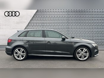 Used Audi A3 2018 for sale - 76438162: Photo