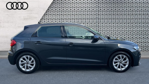 Used Audi A1 2023 for sale - 76261624: Photo 4
