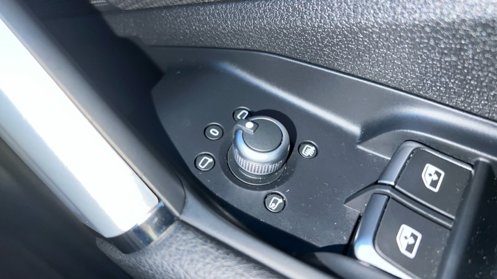 Used Audi Q2 2023 for sale - 76977622: Photo 55