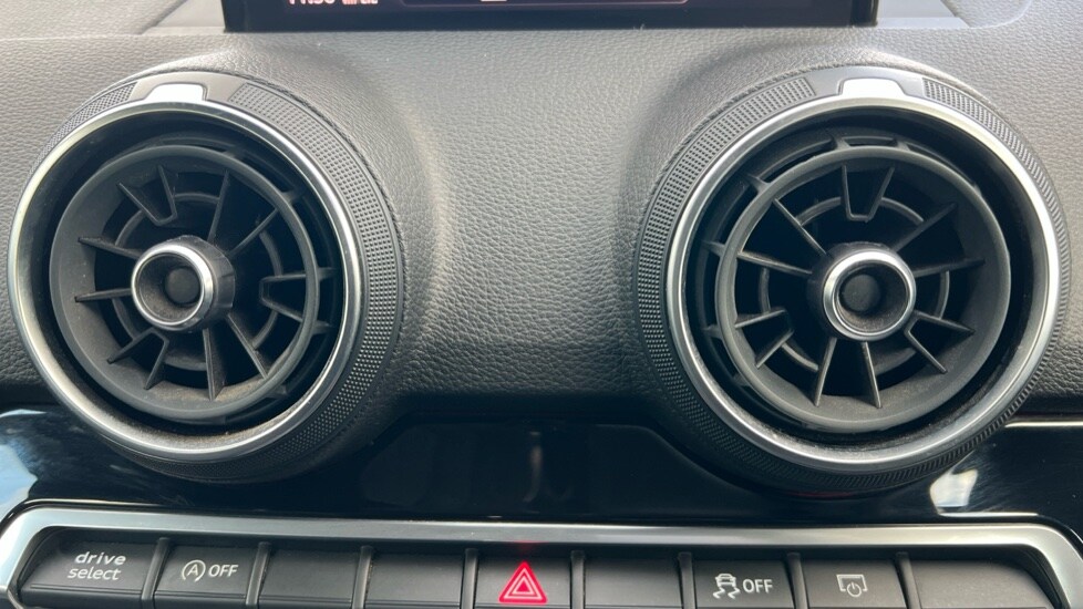 Used Audi Q2 2020 for sale - 76954441: Photo 16