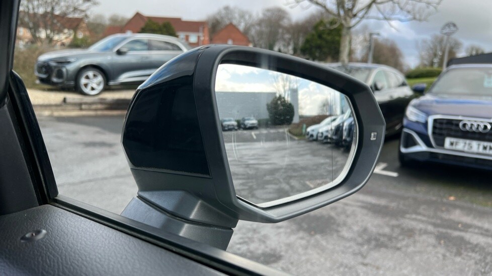 Used Audi Q2 2020 for sale - 76954441: Photo 32