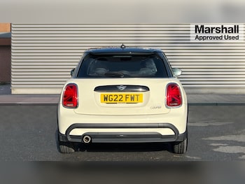 Used MINI Hatch 2022 for sale - 76140225: Photo