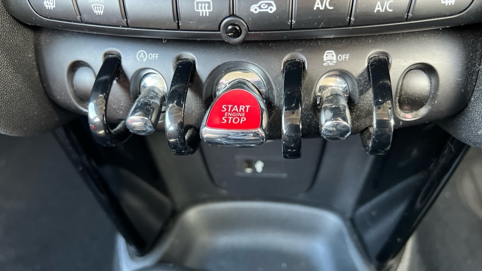 Used MINI Hatch 2022 for sale - 76140225: Photo 50