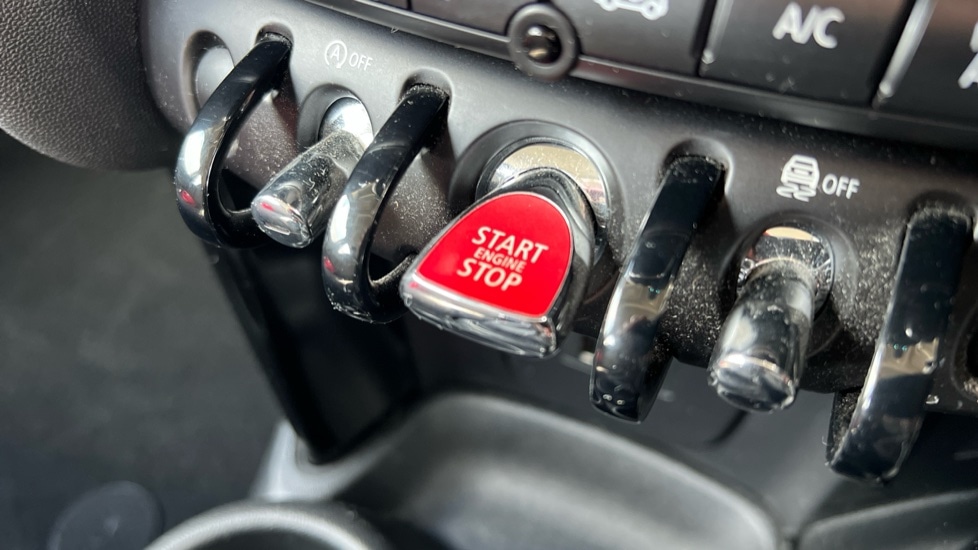 Used MINI Hatch 2022 for sale - 76140225: Photo 57