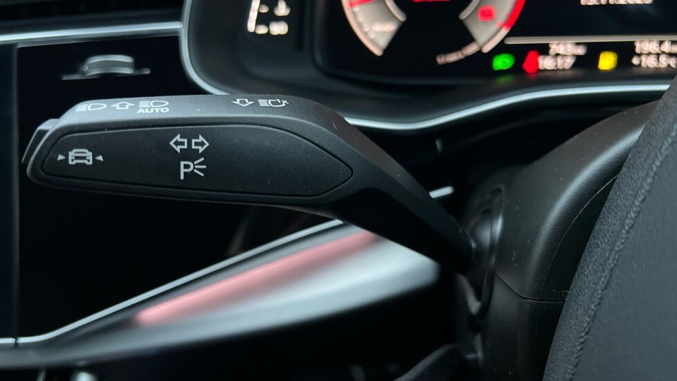 Used Audi Q7 2025 for sale - 76161408: Photo 31