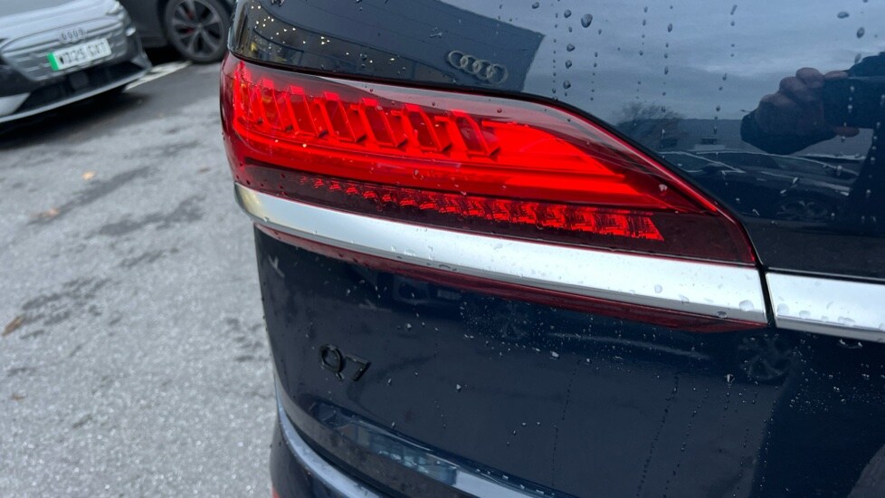 Used Audi Q7 2025 for sale - 76161408: Photo 33