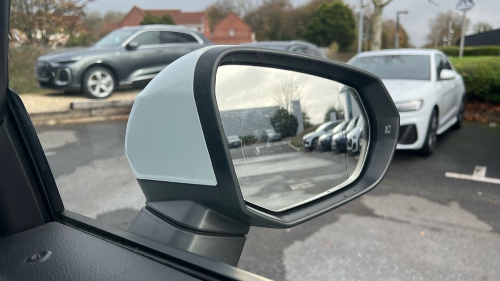 Used Audi Q2 2018 for sale - 76410494: Photo 32