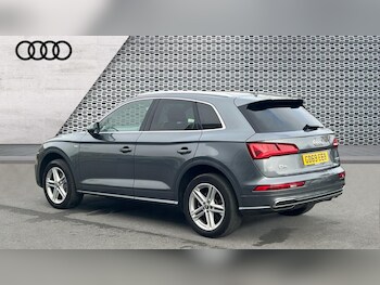 Used Audi Q5 2019 for sale - 76332203: Photo
