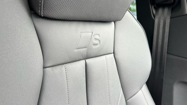 Used Audi Q6 e-tron 2025 for sale - 75602781: Photo 67