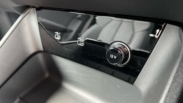 Used Audi Q6 e-tron 2025 for sale - 75602781: Photo 75