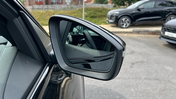Used Audi Q6 e-tron 2025 for sale - 75602781: Photo 84