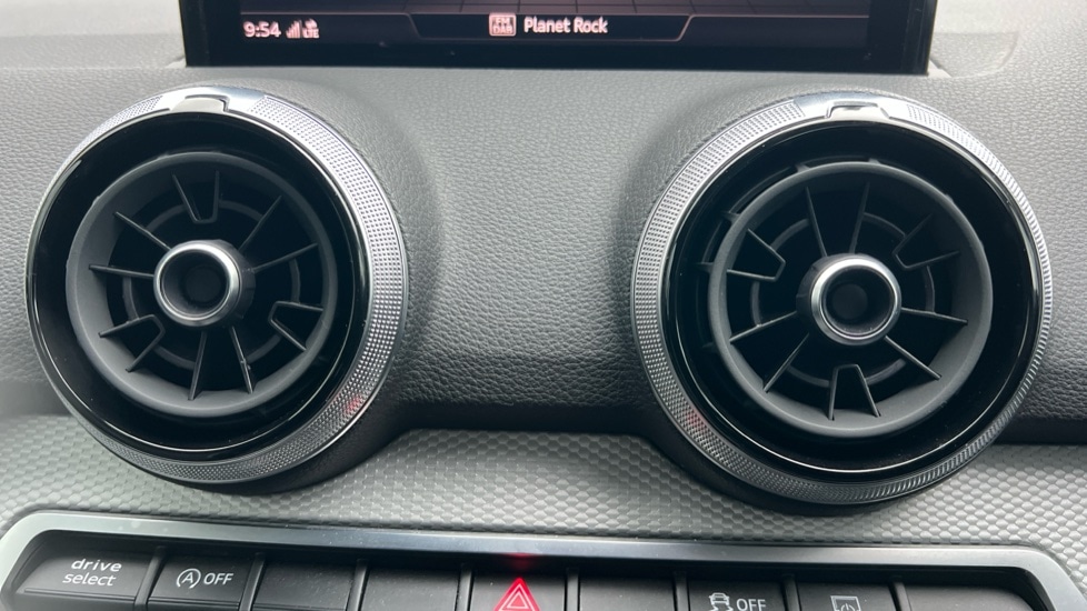 Used Audi Q2 2023 for sale - 76796259: Photo 16