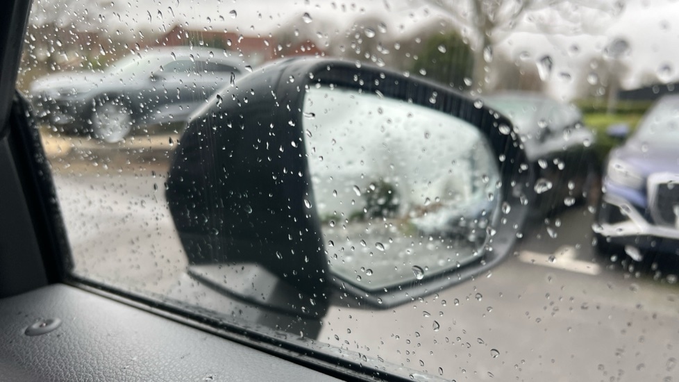 Used Audi Q2 2023 for sale - 76796259: Photo 32