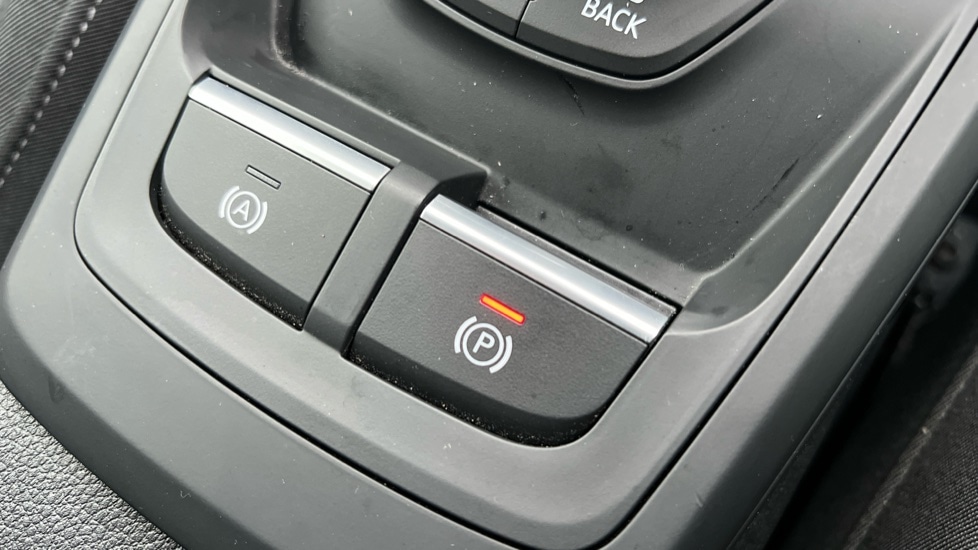 Used Audi Q2 2023 for sale - 76796259: Photo 51