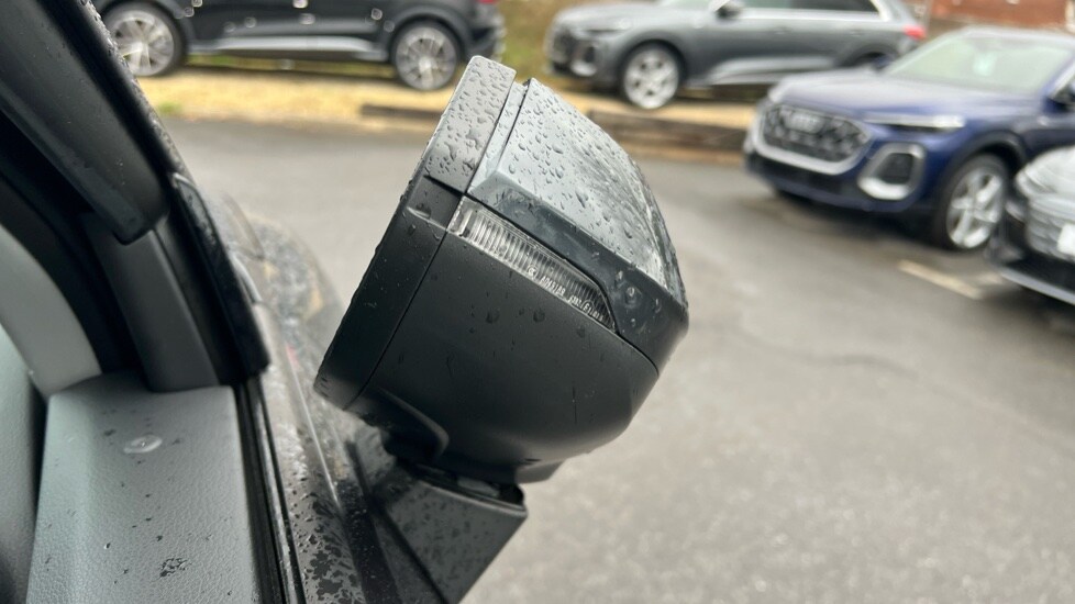 Used Audi Q2 2023 for sale - 76796259: Photo 53